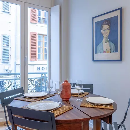 Apartamento Le Barthou - T3 Lumineux En Centre-ville De *